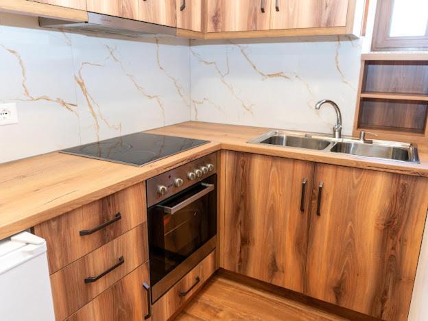 Roel Apartments Sarandë 외부 사진