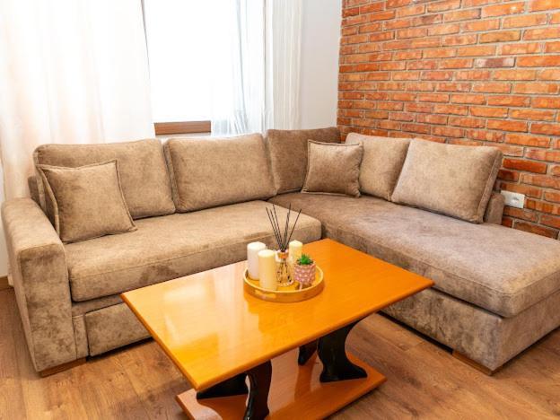 Roel Apartments Sarandë 외부 사진