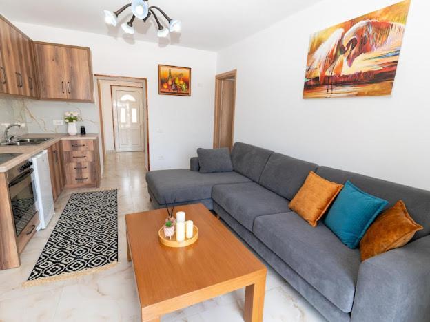 Roel Apartments Sarandë 외부 사진