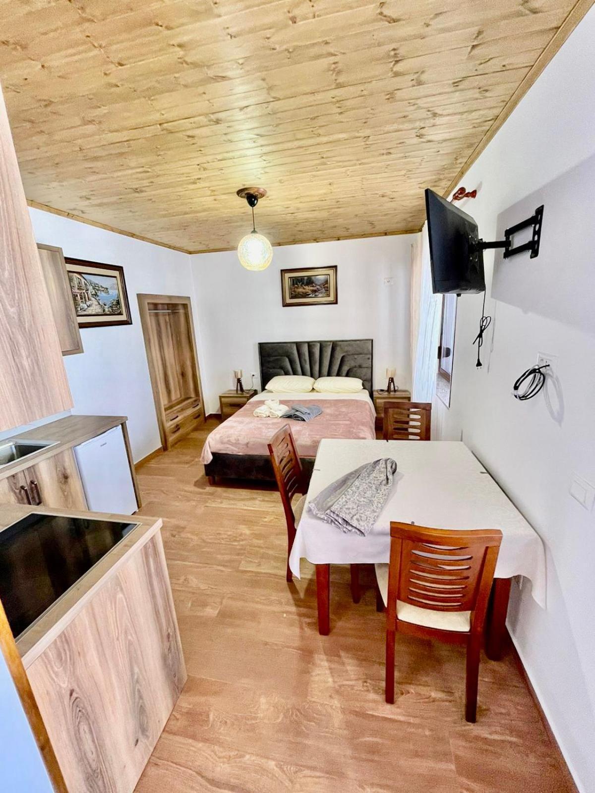 Roel Apartments Sarandë 외부 사진